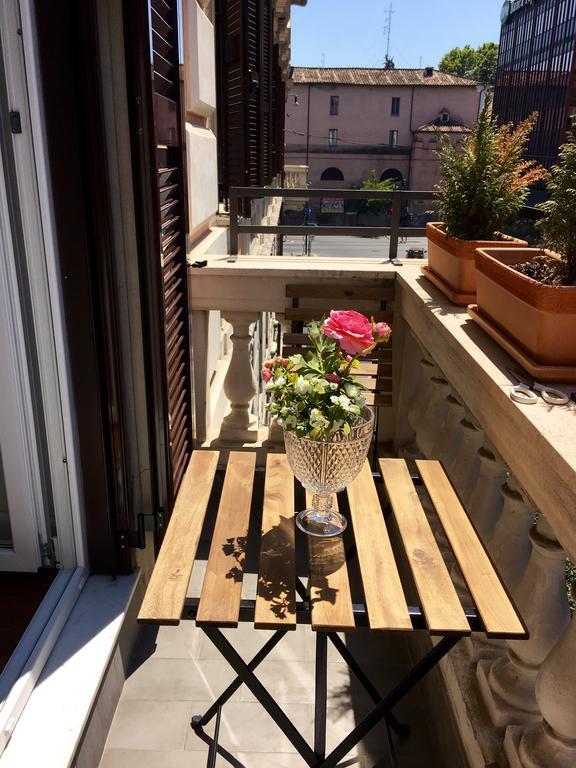 900 Piazza Del Popolo Acomodação com café da manhã Roma Exterior foto